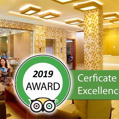 Hotel Aiswarya Коччи Экстерьер фото